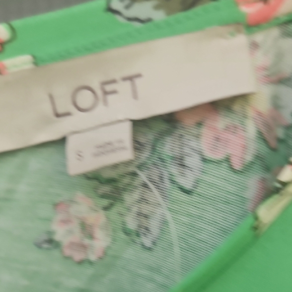 LOFT Green Cap Sleeve Blouse with Peter Pan Collar - Picture 6 of 10